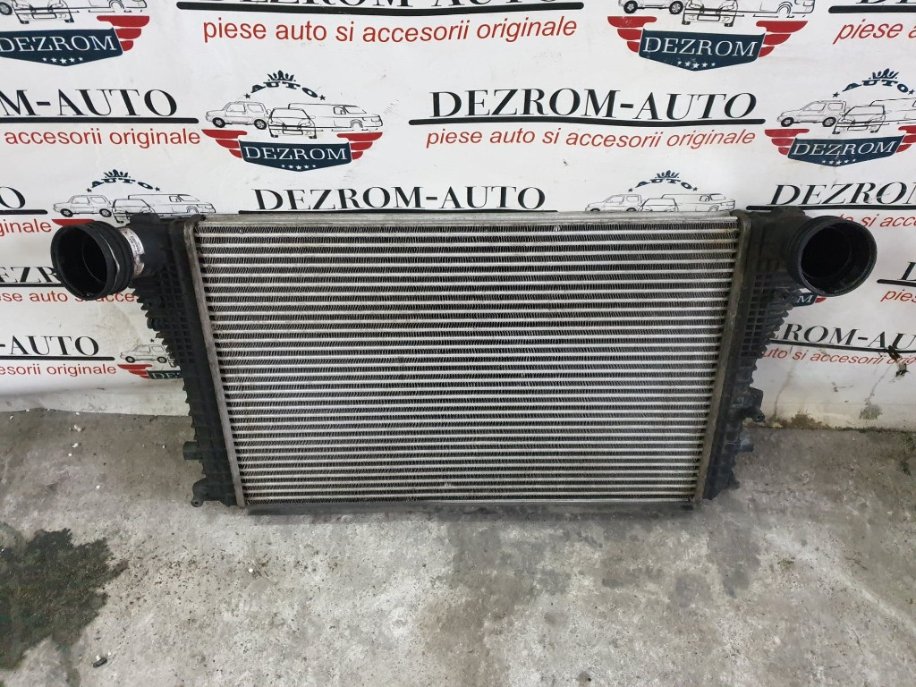 Radiator intercooler VW Caddy III 2.0 TDI 4motion 110cp cod piesa : 1K0145803