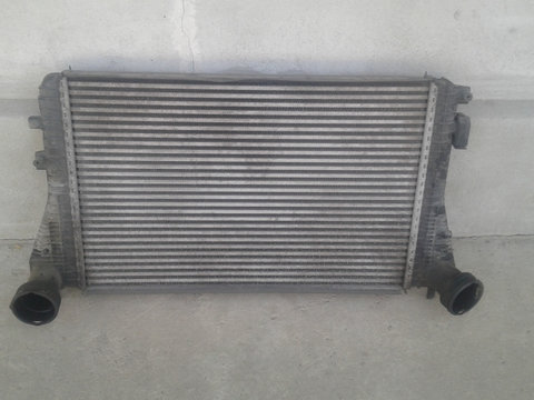 Radiator intercooler VW Passat B6 1.9 TDI BKC 105 CP 2005-2010 1K0145805G