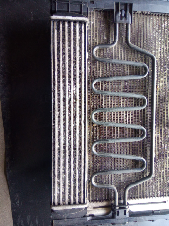 Radiator intercooling e90/e87/e81 Bmw E90/e87/e81 an 2005 cod piesa 3296373