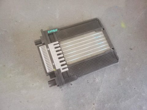 Radiator preincalzitor Range Rover Evoque cod BG9N-18D612-AA an 2011 2012 2013 2014 2015 2016