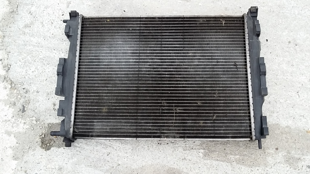 Radiator racire apa Renault Megane 2 1.5 DCi 1.9 DCi 1.6 16V sau 2.0 16V