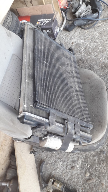 Radiator racire apa Vw Golf 4 benzina 19