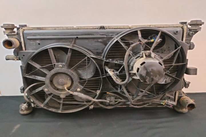 Radiator racire cu electroventilator 1,8 tddi cu radiator apa Ford Focus [1998 - 2004]