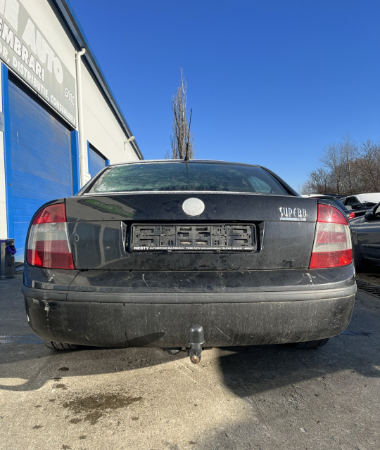 Radiator racire motor Skoda Superb [face