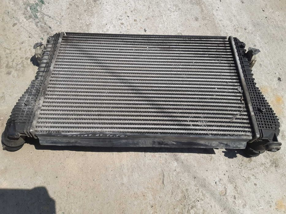 Radiator/radiatoare intercooler Vw Passat B7 /Golf