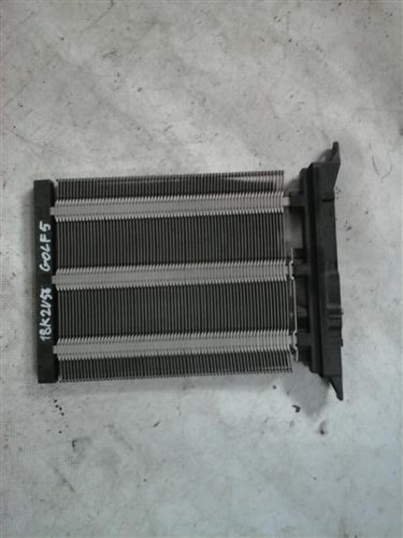 Radiator suplimentar incalzire habitaclu VW Golf 5 / Golf 6 / Skoda Octavia 2 / Passat B6 An 2004 2005 2006 2007 2008 2009 2010 2011 2012 cod 1K0963235F