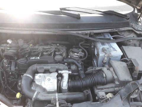 Radiator ulei termoflot Ford Focus 2 1.6 TDCI euro 4 66 KW 90 CP HHDA 2007