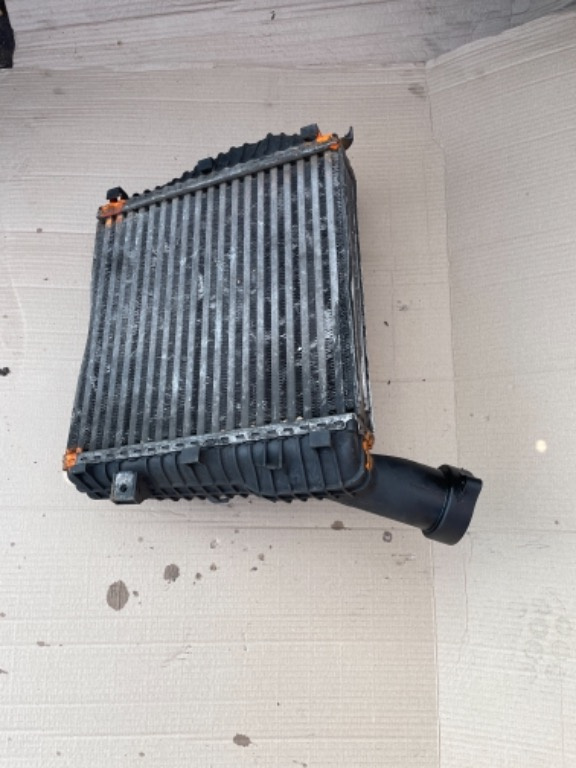 Radiator VW Touareg 7L 2,5 diesel