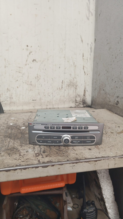 Radio 8200562764 Renault Scenic 2