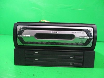 RADIO CASETOFON / CD PLAYER SONY + MAGAZIE CD-URI 