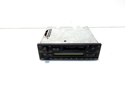 Radio casetofon, cod 1J0035186D, Vw Passat (3B3) (