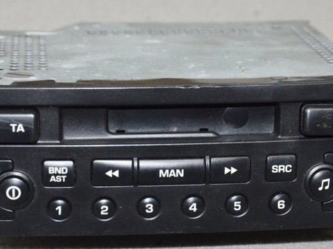 Radio casetofon Peugeot 206 307 2000 - 2005