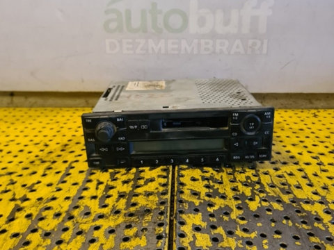 Radio casetofon Volkswagen Bora 1J0035152E