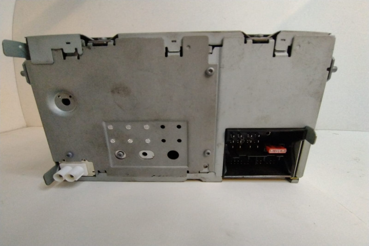 Radio CD 1K0035186AA / 7647201360 Volksw