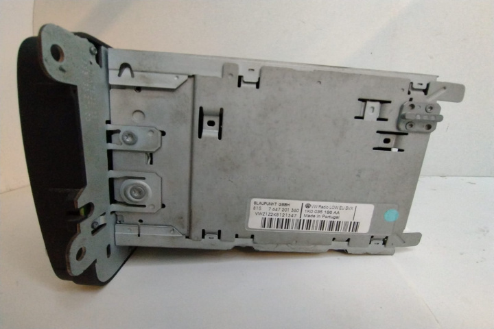 Radio CD 1K0035186AA / 7647201360 Volksw