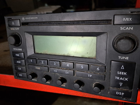 Radio-CD 2023 original cod 3B7035195A Radio CD VW Passat B5 3B7035195A Volkswagen VW