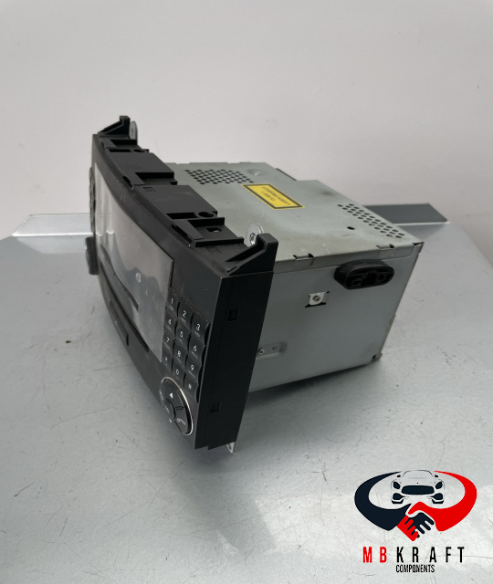 Radio CD A1698700689 A 169 870 06 89 Mer