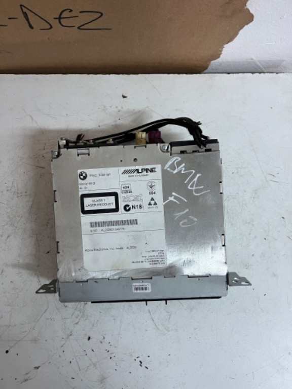 Radio CD Alpine BMW Seria 5 F10 Seria 3 F30 F31 F8