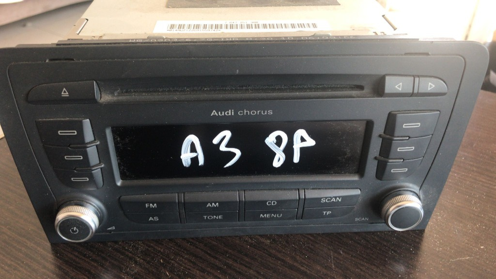 Radio cd, Audi A3 8P cod 8P0035152C