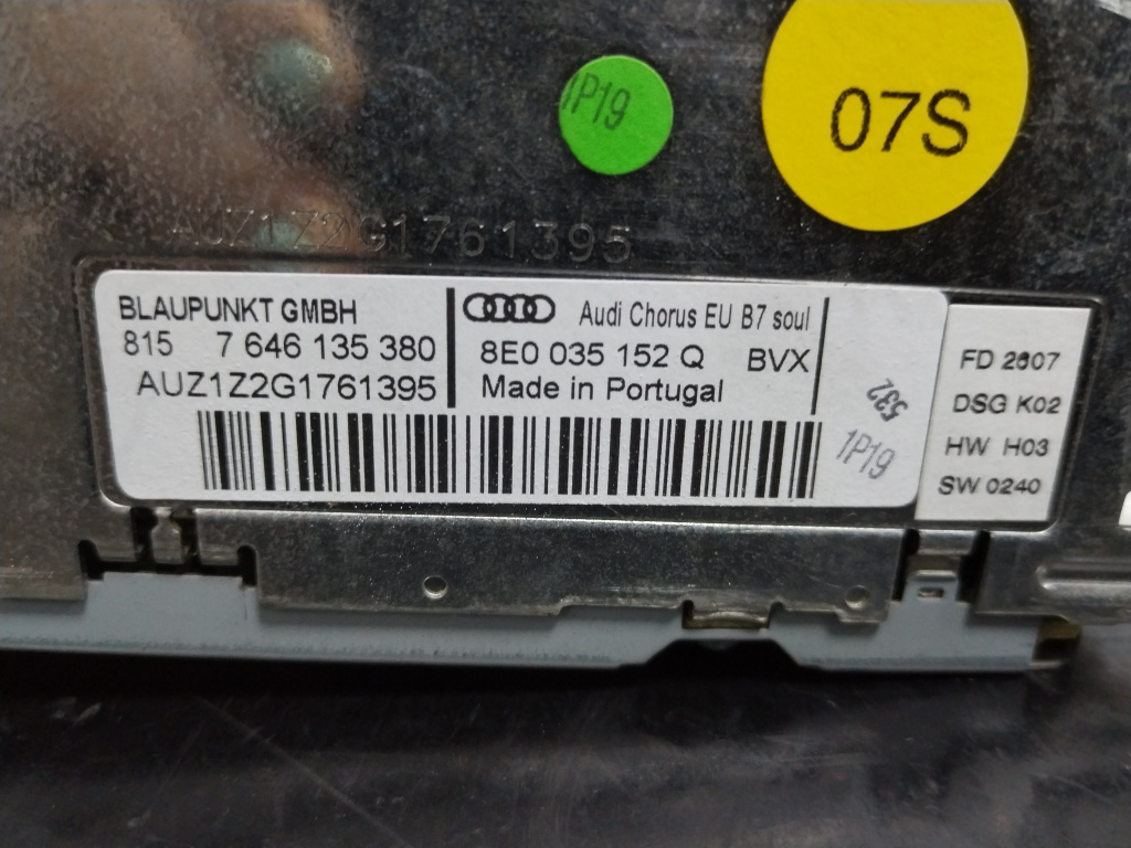 Radio CD Audi A4 B7 1.9 Motorina 2007, 8