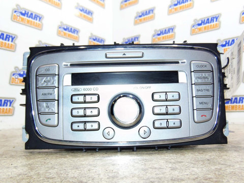 Radio CD avand codul 8M5T-18C815-AB pentru Ford Focus 2 2008