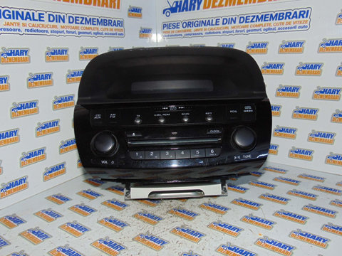 Radio CD avand codul DY-3E54HBL-BL pentru Honda FR-V