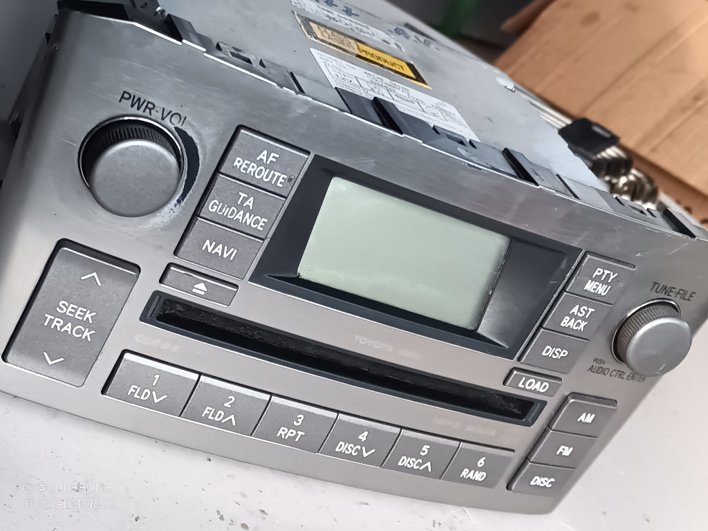 RADIO CD AVENSIS T25 FACELIFT 2006 2007 2008 W5883