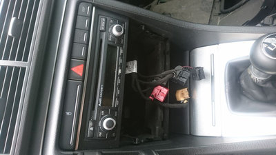 Radio cd casetofon Audi A3 8P A4 B6 B7 A2
