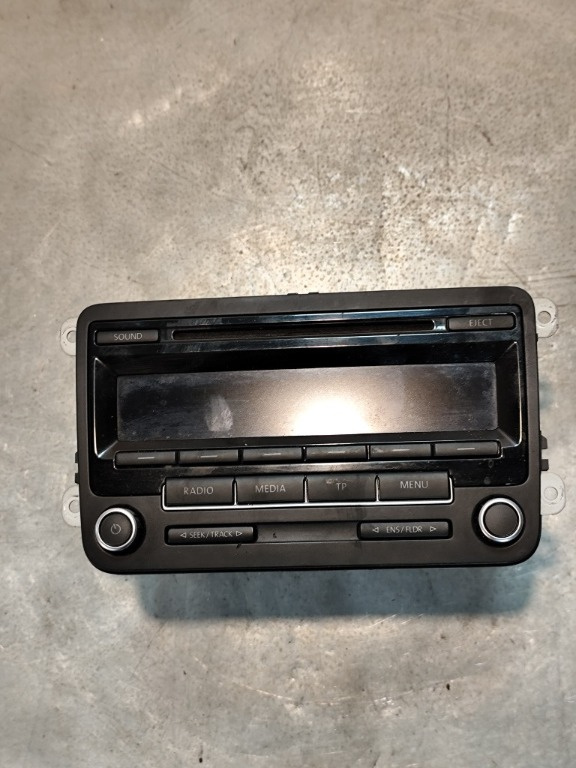 Radio CD, cod 1K0035186AP Volkswagen Jetta 4 MK4 2012 - 2018
