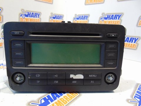Radio CD cu codul 1K0035186G pentru VW Passat B6