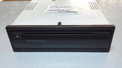 Radio cd cu navigatie COD 4F0035769B Audi A6 (4F2,