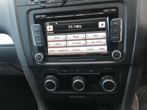 RADIO CD CU TOUCHSCREEN VW GOLF 6