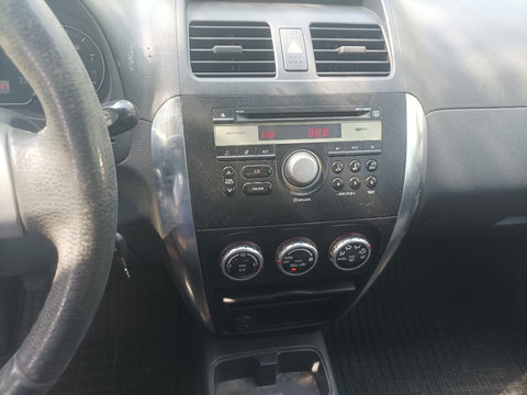 Radio CD Fiat Sedici anul de fabricație 2009 1.9 diesel