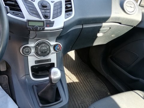 Radio CD Ford Fiesta 6 2012