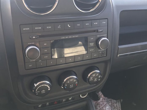 Radio CD Jeep Compass 2011