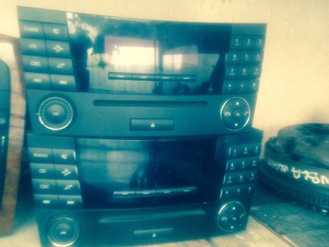 Radio cd Mercedes benz e class w211 a2118701289