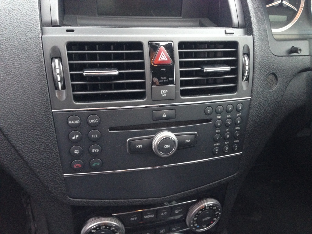 Radio cd mercedes c class c200 w204