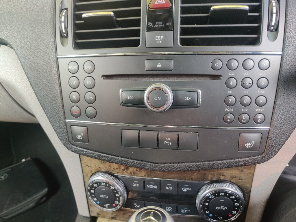 Radio cd Mercedes C220 cdi W204