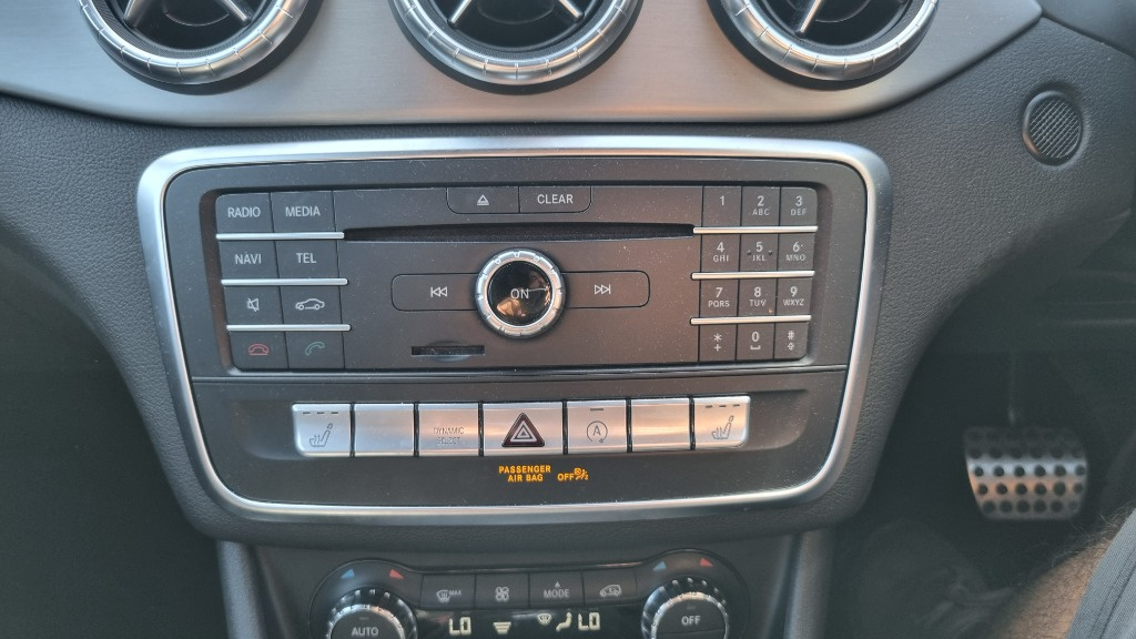 Radio CD Mercedes CLA C117 AMG