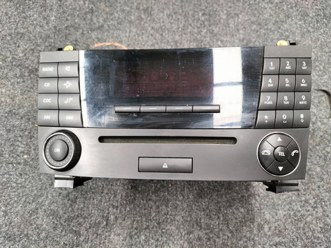 Radio CD Mercedes E-Class W211, 2008, cod piesa: A2116800134