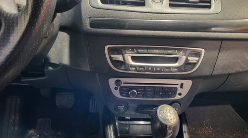 Radio CD MP3 cu Bluetooth Renault Megane
