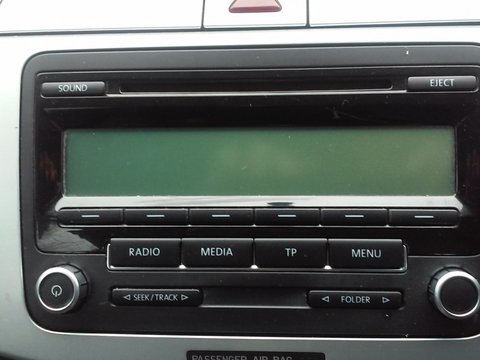 Radio CD mp3 Passat B6, B7, Golf 6 cod 1K0035186AA cu cod