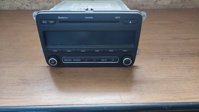 Radio cd MP3 Skoda Fabia 2 facelift cod 5j0035161d