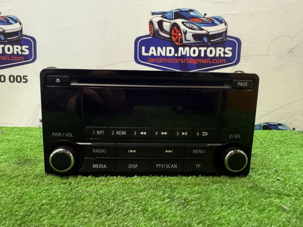 RADIO CD MULTIMEDIA MITSUBISHI OUTLANDER 3 2.0 BENZINA + ELECTRIC 2016 COD OEM 8701A626 5814P027 DY-1ME3R45-T-J2 2016-2021