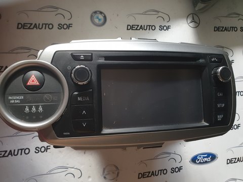 Radio CD/Navigatie Toyota Yaris Cod OEM : 86140-0D010