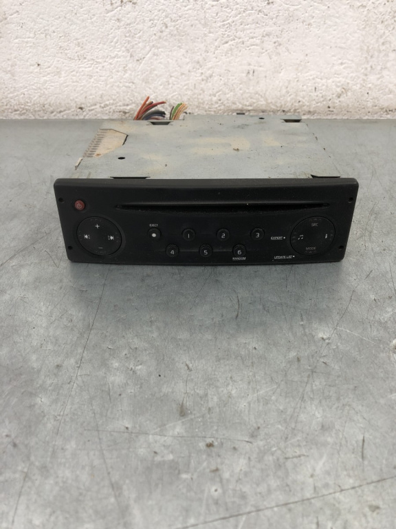 Radio CD Nissan Primastar Trafic Vivaro 2.0 Dci, sedan 2007 (cod intern: 66585)