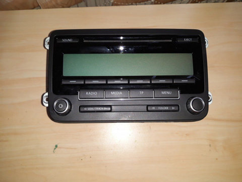 RADIO CD ORIGINAL PENTRU VW GOLF 6 COD 1K0035186AA