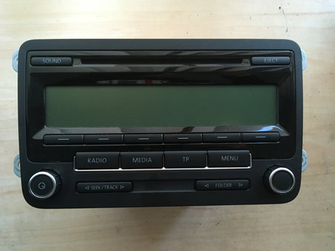 Radio cd pentru VW Golf 6 cod: 5M0035186AA