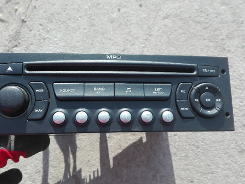 Radio cd player Citroen C5 III cu MP 3 player cod : 9663080277