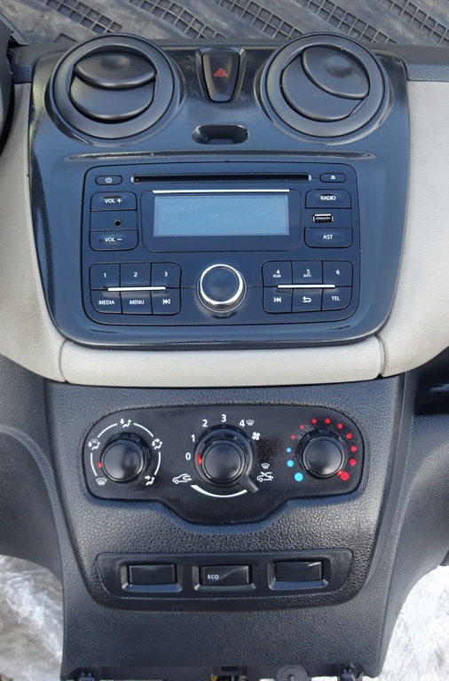 Radio CD player Dacia Dokker Lodgy MCV din 2013
